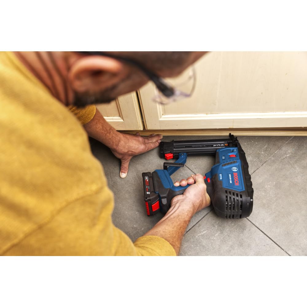 18V Brushless 18-Gauge Brad Nailer Kit with Battery and Charger G64257