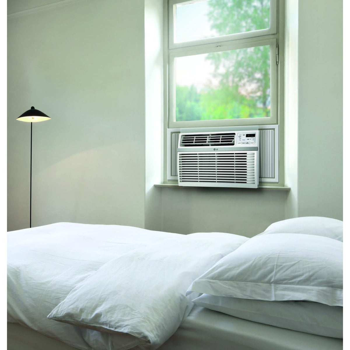18,000 BTU White Window Air Conditioner H68225