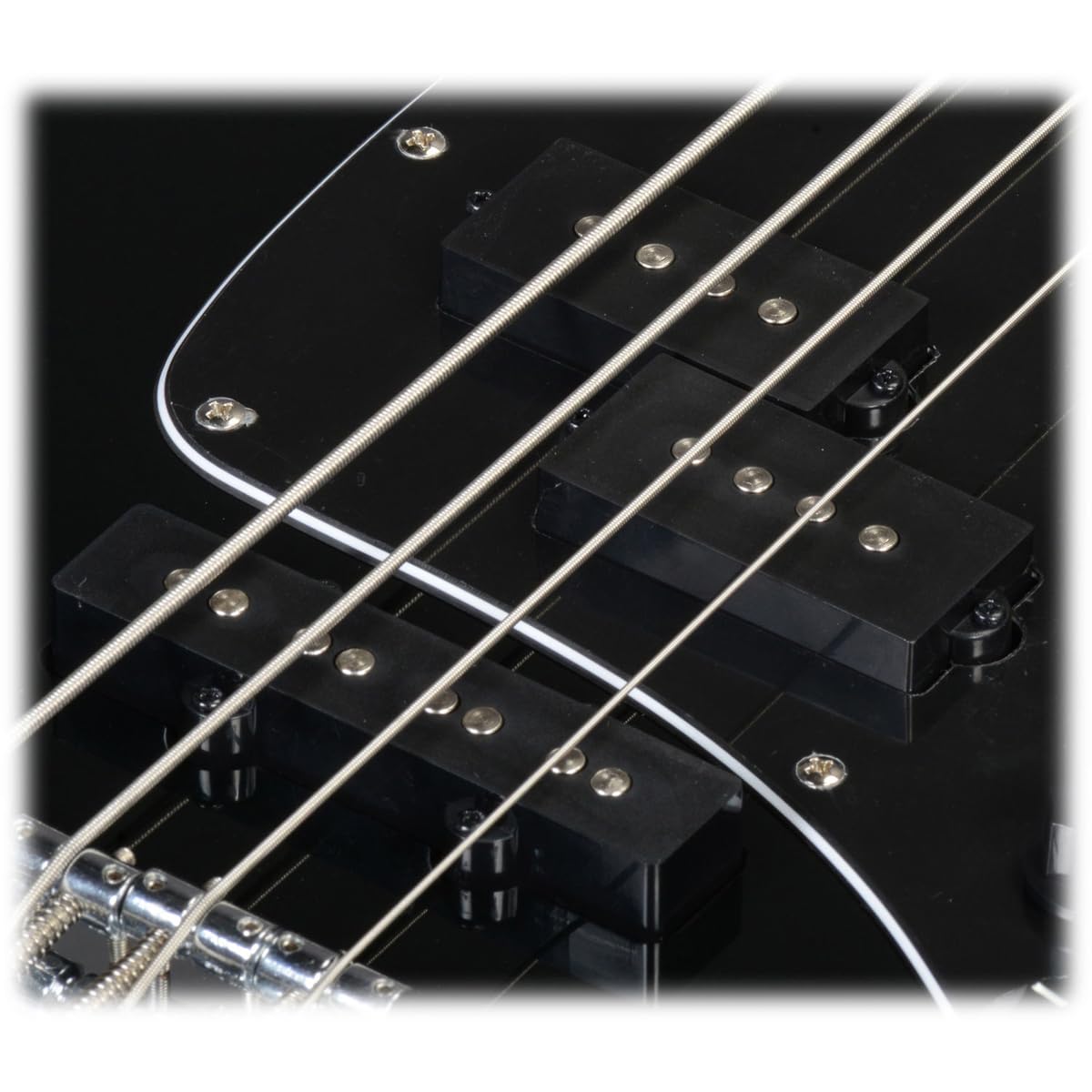Black Bass Guitar P86589